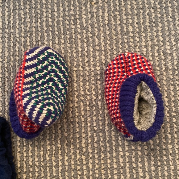 Bombas slippers age 6-12 months. Brand new with tags - Picture 2 of 3